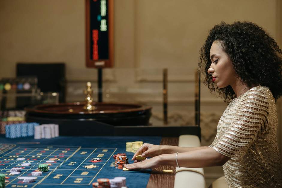 https://hotlinecasinos.com