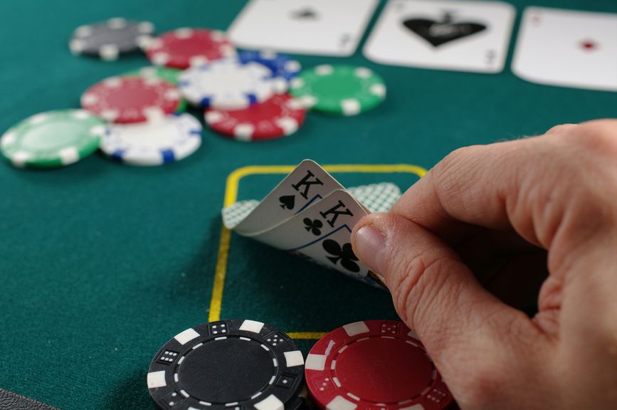 https://empirecasinos.org